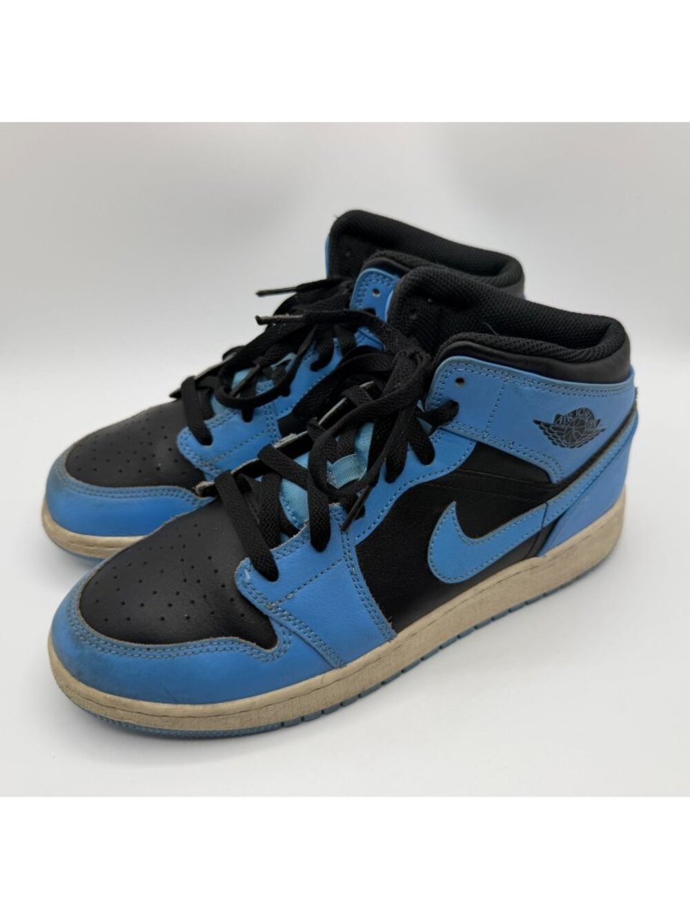 Nike Air Jordan 1 Mid University Blue Black Youth Size 7Y (DQ8423-401) Sneakers